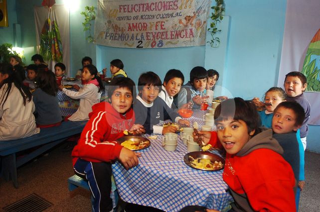 Comedores: el aumento no cubre ni la mitad del costo