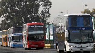 La UTA anunció un paro de choferes de micros de larga distancia