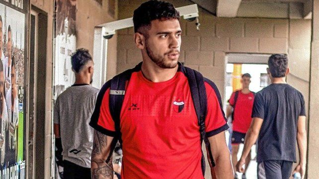 Tras quedar libre en Colón, Thiago Yossen se suma a Deportivo Madryn