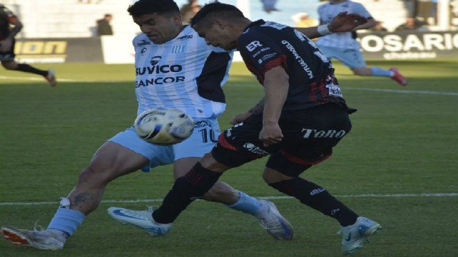 Patronato y Racing empatan sin goles.