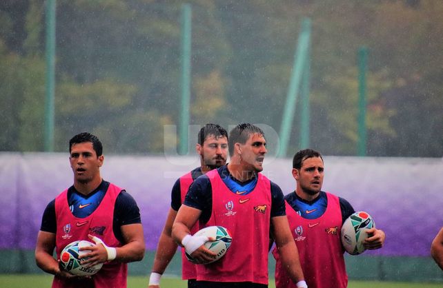Doble turno y lluvia en el J. Village