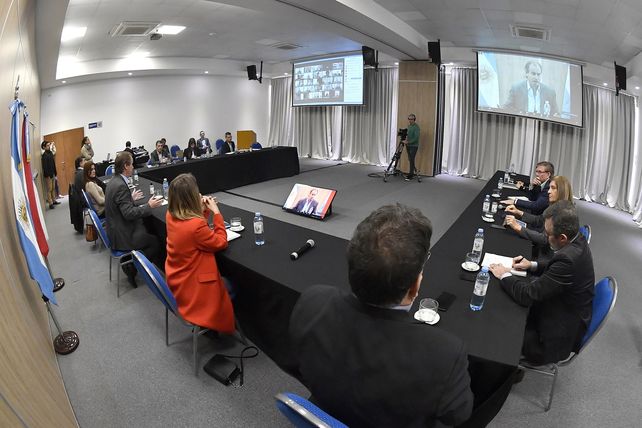 Intendentes repudian escraches a autoridades institucionales