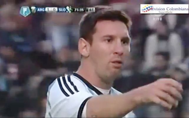 Messi volvió a vomitar en la cancha y Sabella dice q es por nervios