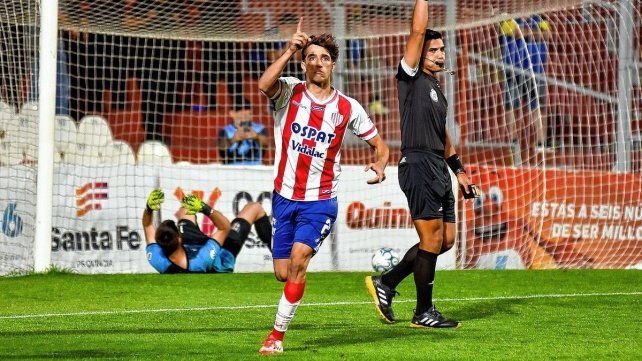 Unión le puso candado al defensor juvenil Tomás Fagioli