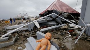 Llegan a 429 los muertos por un tsunami en Indonesia