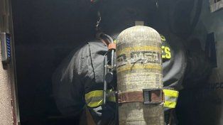 Investigan presunto incendio intencional en la sede de la Uocra en San Lorenzo