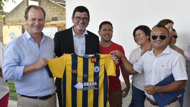 Bordet pidió debatir pero con los chicos en las escuelas