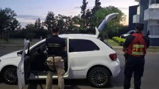Un can antinarcóticos detectó droga en el baúl de un vehículo en Chajarí