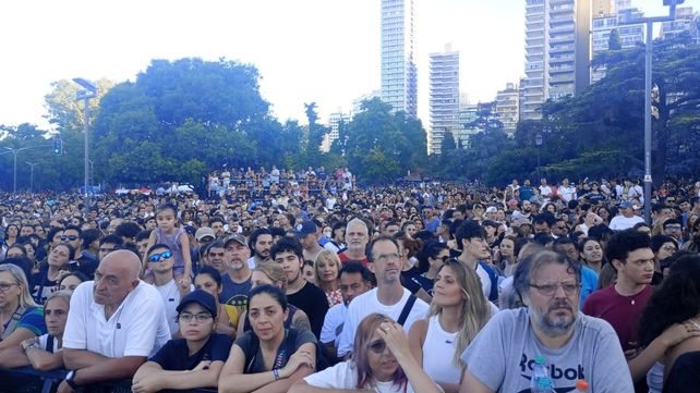 Fito Páez en Rosario: arrancaron los shows previos y el Monumento ya está repleto