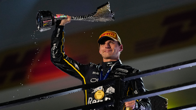 La victoria de Verstappen en Las Vegas lo mantiene vivo en la lucha por el título.