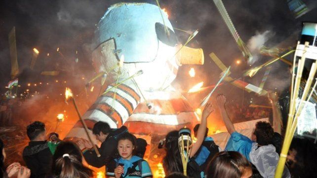 Fiesta de los Estudiantes en Colón: la seguridad y el acompañamiento rumbo a la Quema del Muñeco