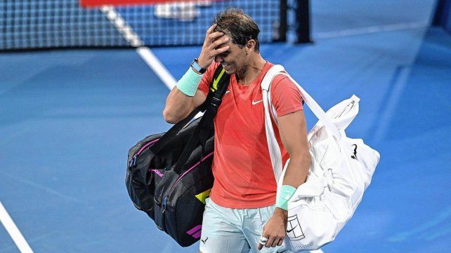 Rafael Nadal se lesionó y no jugará el Abierto de Australia.
