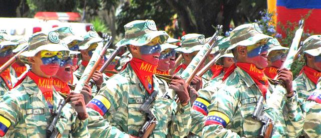 Un desfile de las milicias bolivarianas