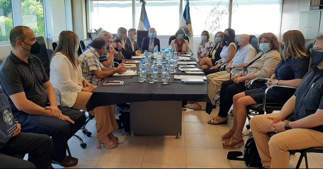 Acordaron un aumento salarial del 45 por ciento para los docentes de San Juan