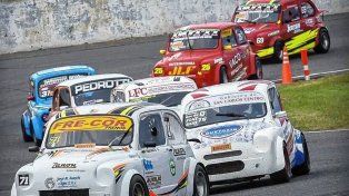 Los Fiat 600 TS son siempre protagonistas del Nuevo Car Show Santafesino.