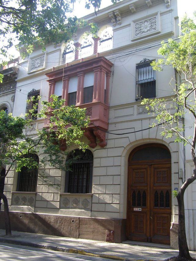 Residencia Universitaria Cheroga para mujeres en Santa Fe 2044.