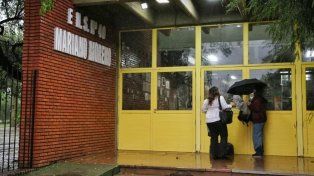 Ataque y crimen en la escuela de San Cristóbal: la investigación llegó a Salta y secuestraron evidencia digital