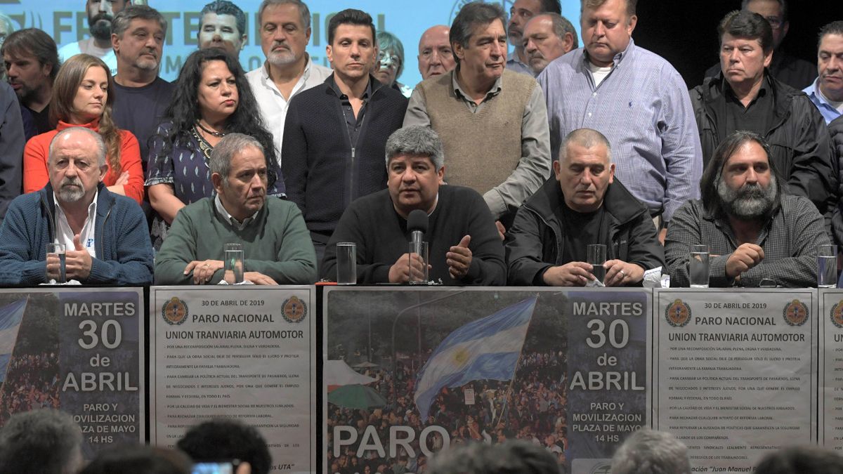 El paro nacional del martes será con movilización y un acto en plaza de ...