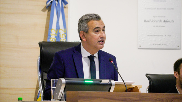 Pablo Javkin habló ante los concejales de la ciudad
