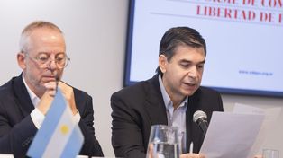 Adepa advirtió sobre presiones al periodismo y cuestionó la Oficina de Respuesta Oficial