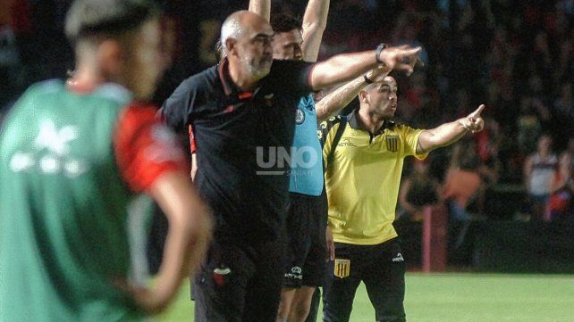 Delfino pondrá un Colón de memoria para recibir a Aldosivi Delfino pondrá un Colón de memoria para recibir a Aldosivi