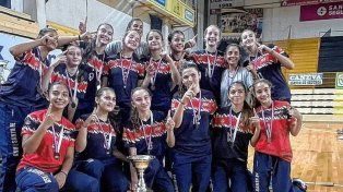 Las chicas de Santa Fe se consagraron campeonas en Sunchales.