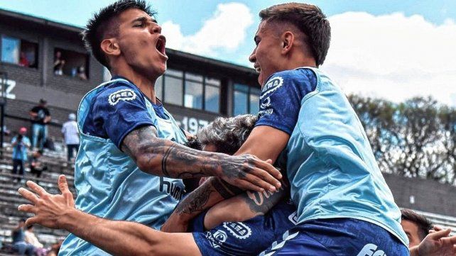 Quilmes sacó pecho en cancha de Platense