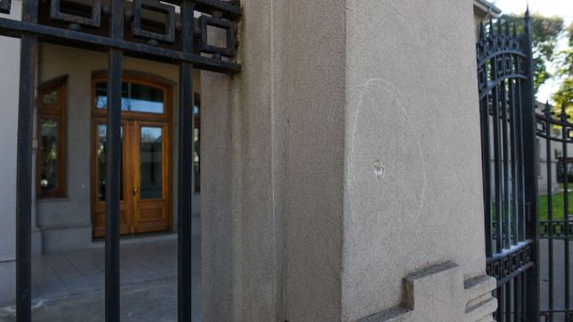 Impactos en la sede de la Agencia de Investigación Criminal de Lamadrid al 500