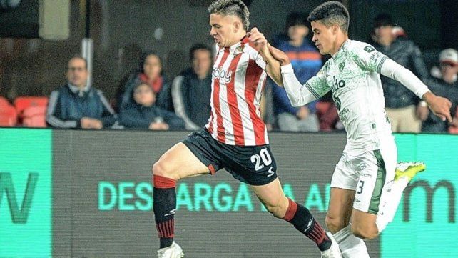 Colón y Unión, con el corazón en Estudiantes ante Sarmiento