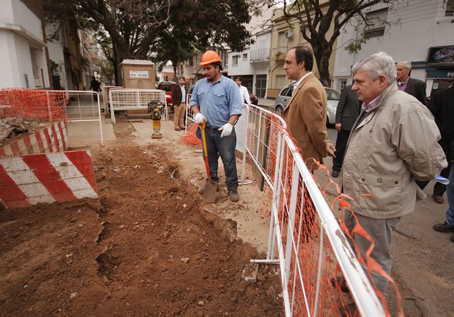 Habrá cinco mil nuevas conexiones de gas natural a edificios de Santa Fe