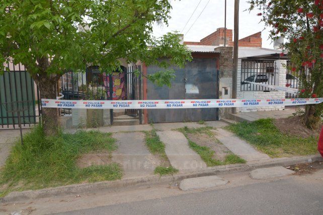 Paraná: fue asaltada por motochorros en la puerta de su casa y murió del susto Paraná: fue asaltada por motochorros en la puerta de su casa y murió del susto