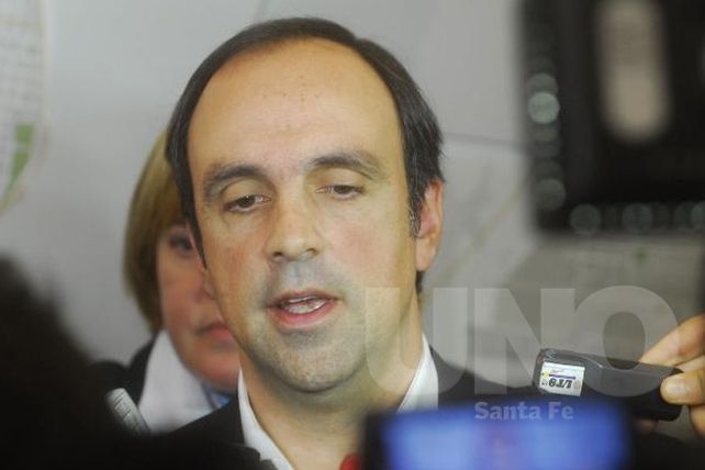 El Intendente aseguró que están dispuestos a sentarse para discutir paritaria