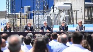 El presidente Fernández presidió el acto en Ensenada.
