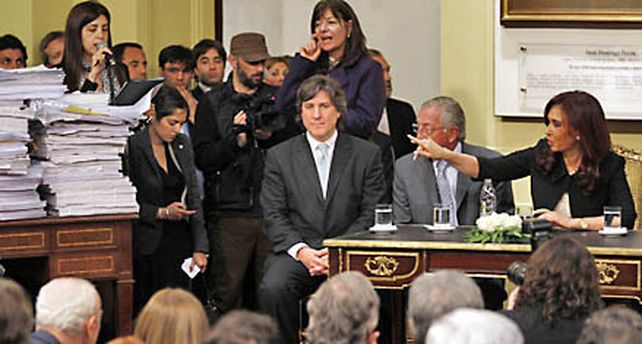 El gobierno remiti&oacute; a Diputados el proyecto sobre papel para diarios