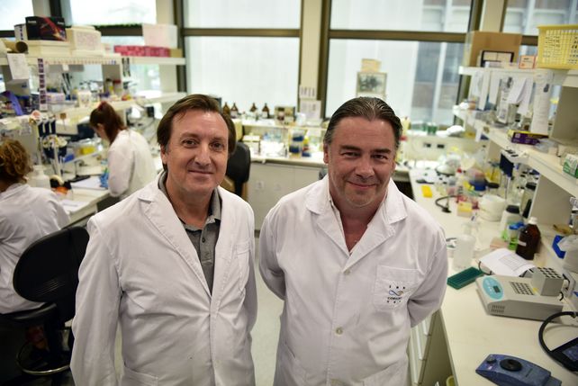 Orgullosos. El vicedirector del Instituto de Biología Molecular y Celular de Rosario (IBR)