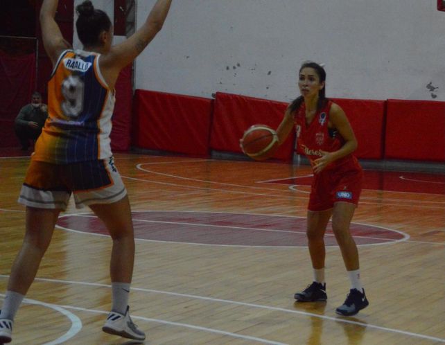 Talleres venció en Paraná a Regatas de San Nicolás en la primera fecha de la Zona Litoral.&nbsp;