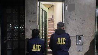 La entrada al departamento de 3 de Febrero al 1500 donde permaneció cautivo el empresario.