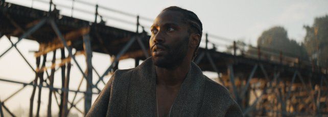 John Washington interpreta a Joshua
