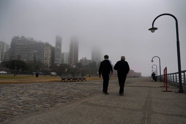 El tiempo en Rosario: viernes con niebla matutina pero que mantiene la máxima