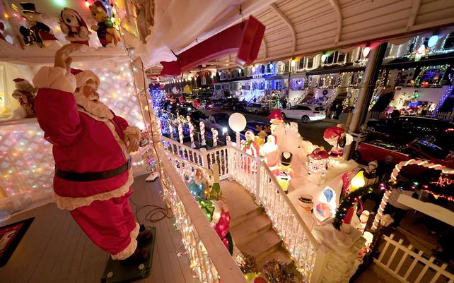 El mundo se ilumina esperando la Navidad