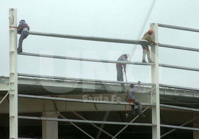 Edificación. Es el rubro que más impulsó el empleo registrado / Foto: Juan Manuel Baialardo - Uno Santa Fe