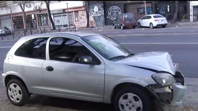 El choque ocurrió en el extremo norte del carril exclusivo para colectivos.