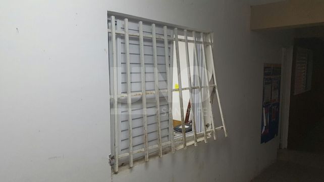Indignante: delincuentes dañaron aberturas y robaron elementos en la escuela Roca de Colastiné Norte