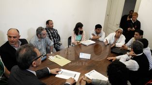 Tras la reunión en Trabajo, la empresa Coto mantiene las suspensiones a los empleados