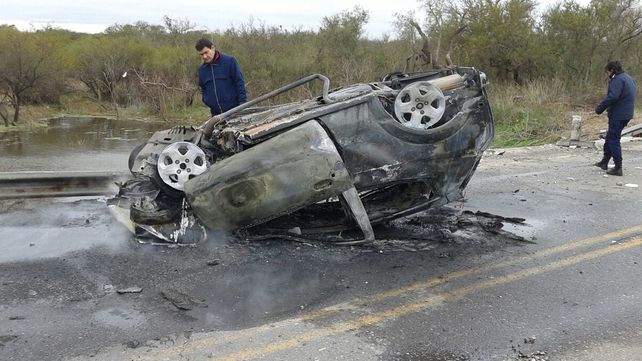 Impresionante accidente en la ruta 6 en Esperanza