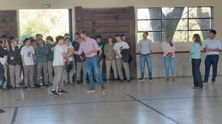 Alumnos de un colegio agrotécnico de Venado recibieron carnets habilitantes para manipular alimentos.