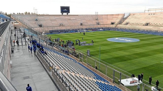 La Liga Profesional vivió el minuto a minutos de Colón y Racing en la previa por intermedio de sus redes sociales.&nbsp;