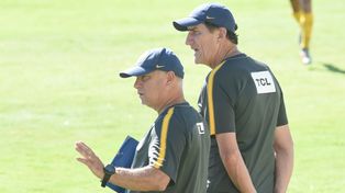 El Patón Bauza y Camello Di Leo en el año 2019, cuando estaban al frente del primer equipo de Central.&nbsp;