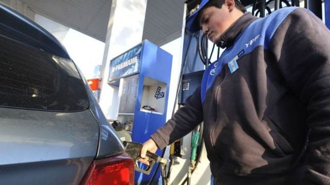 YPF se sumó a los aumentos y ahora el litro de nafta Infinia casi llega a los $31