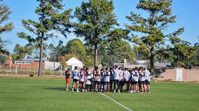 El plantel de Patronato se prepara para el juego del viernes ante Newell´s